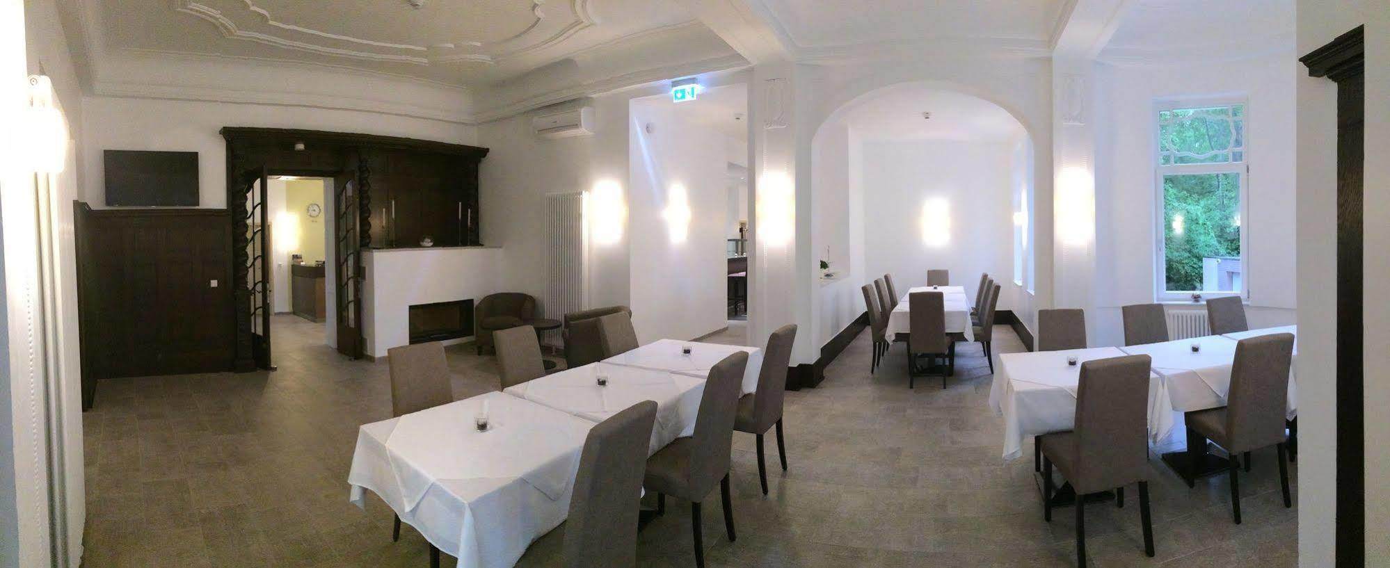 Appartements Am Kurpark Бад Пирмонт Екстериор снимка