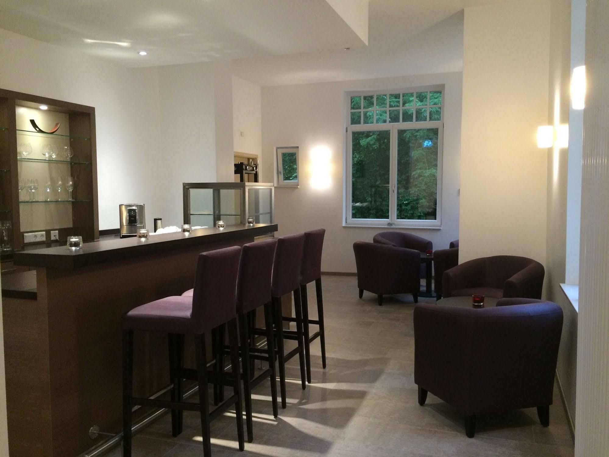 Appartements Am Kurpark Бад Пирмонт Екстериор снимка